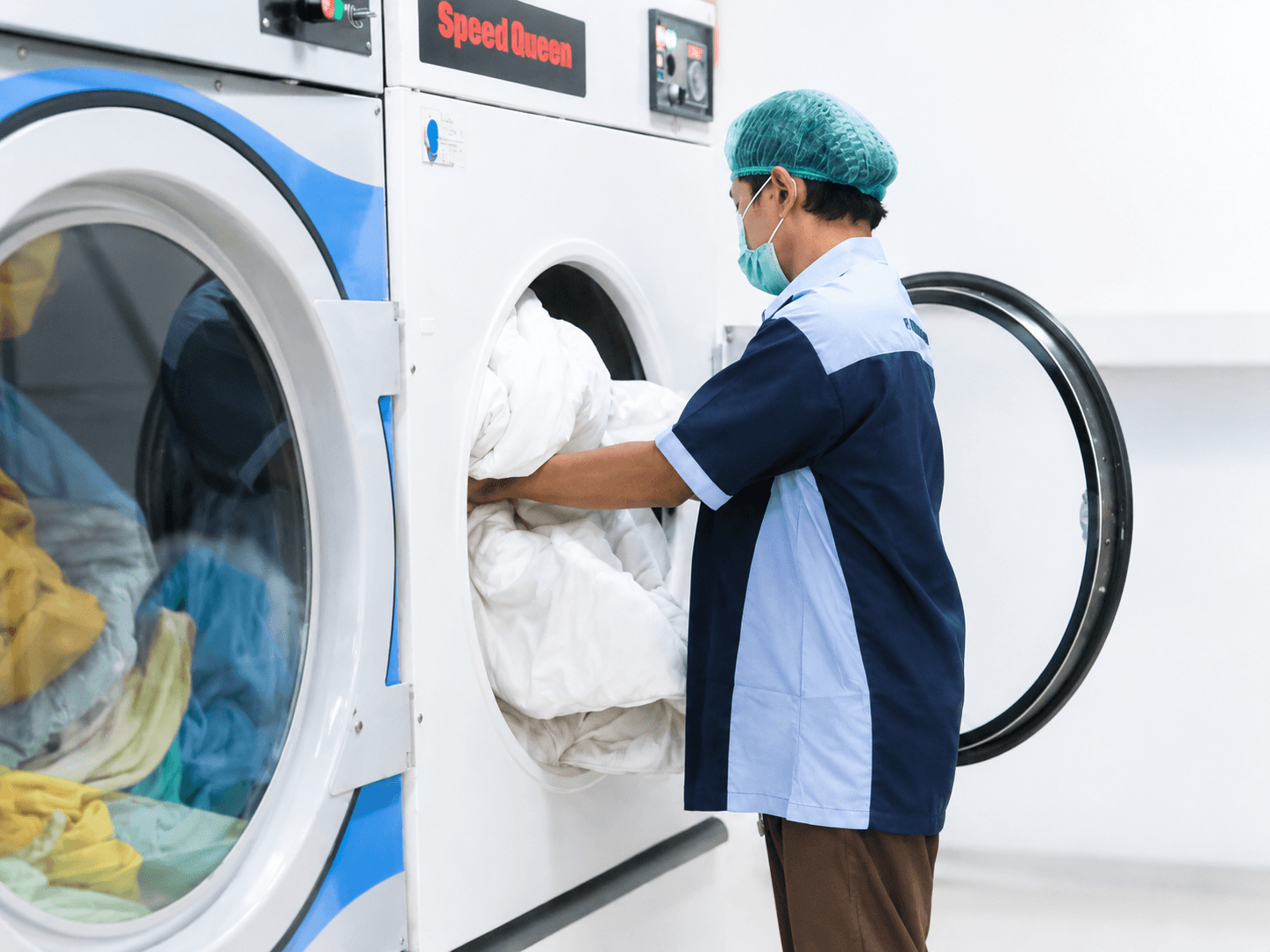 IKM Laundry Background 3